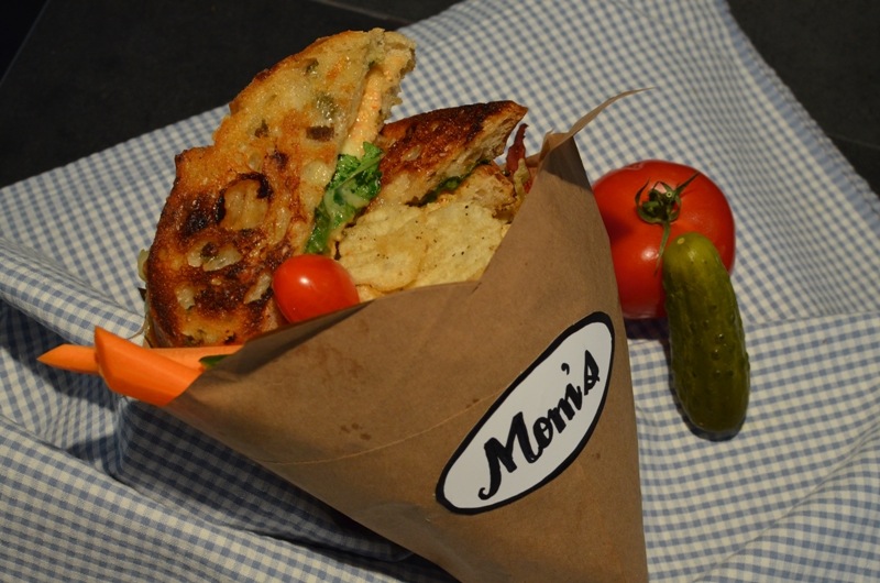 © Mom's Grilled Cheese