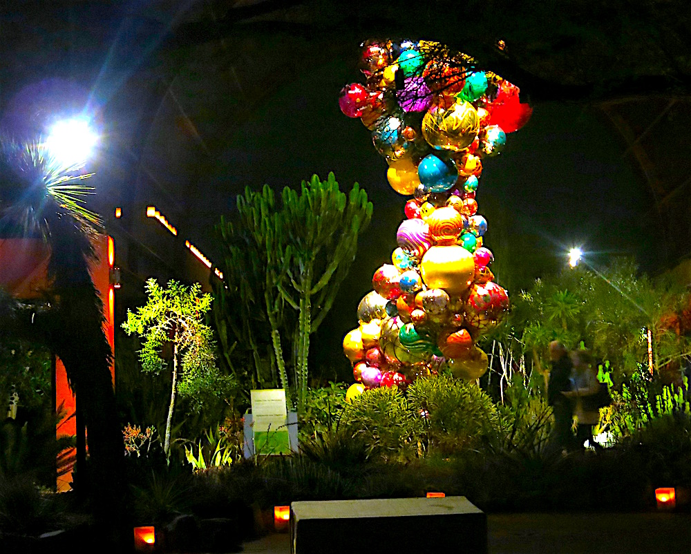 Chihuly at Desert Botanical Garden in Scottsdale ©MRNY