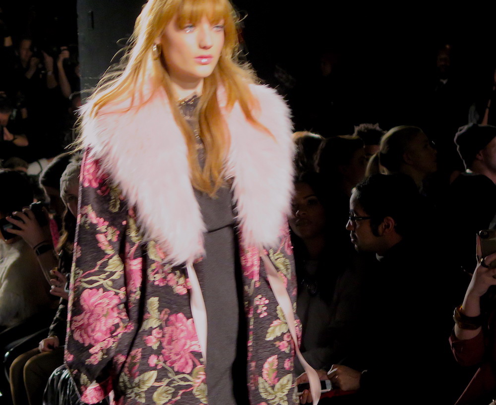 Tadashi Shoji Fall Winter 2017 ©MRNY