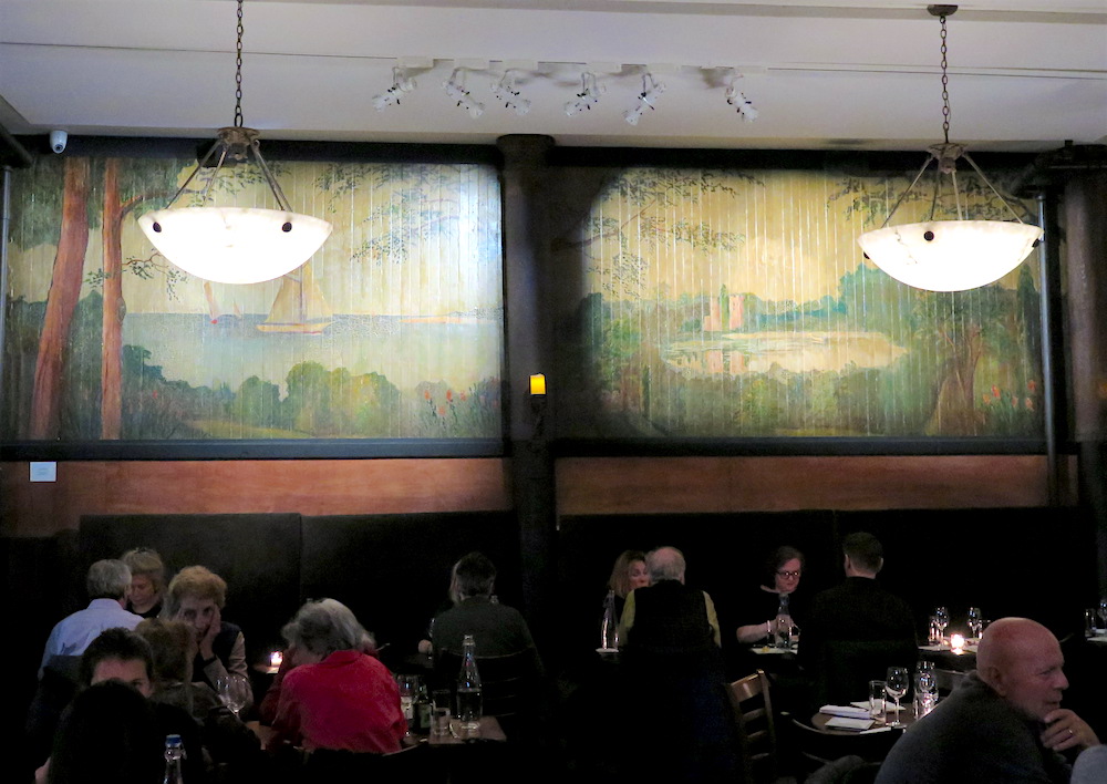 Prohibition-era mural restored by New York artist Mark Rutkoski (photo by ©MRNY)