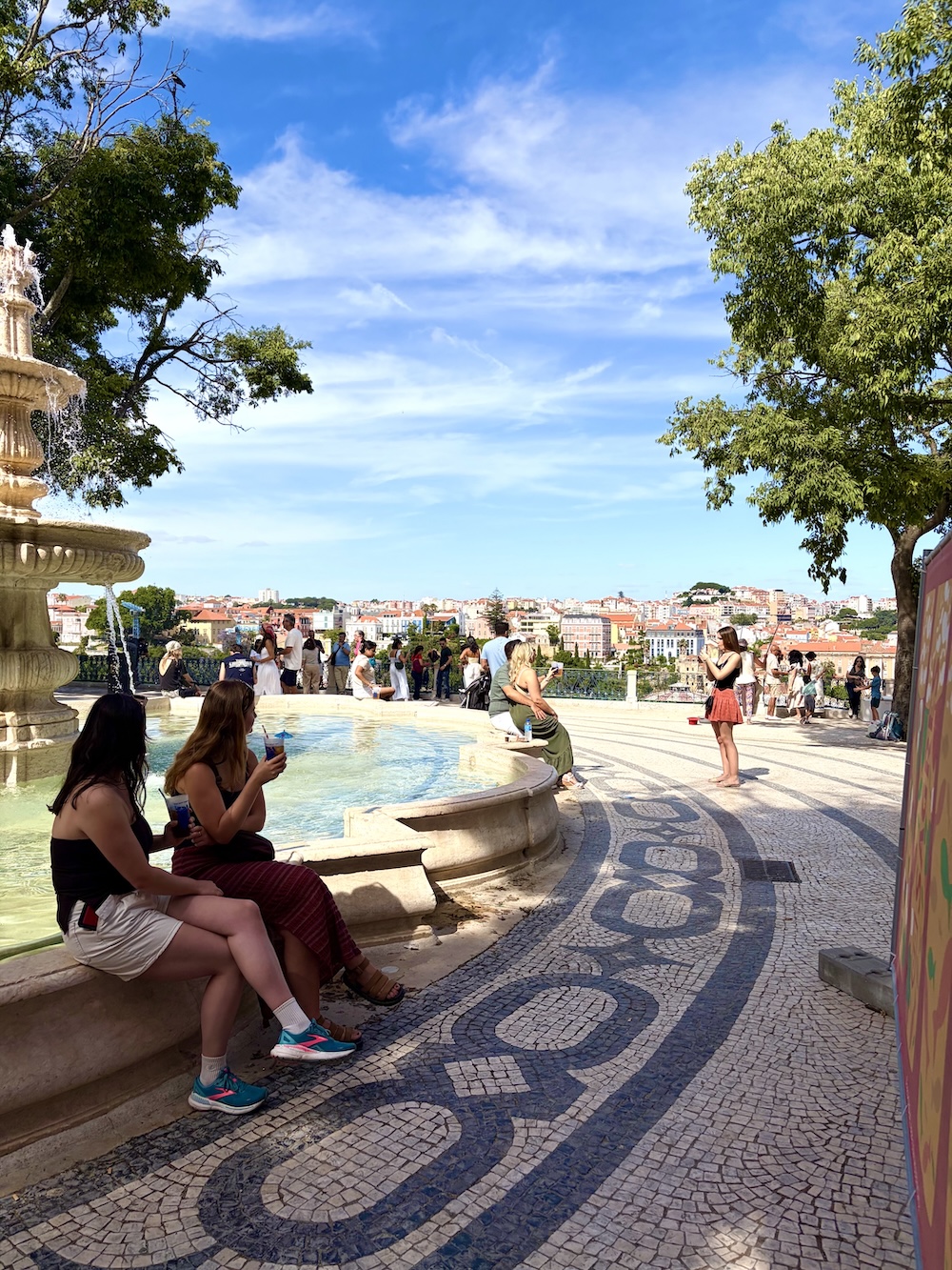 Walking Through Lisboa